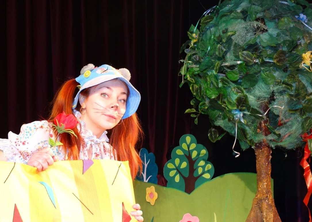 "Как котенок и мышонок подружились"