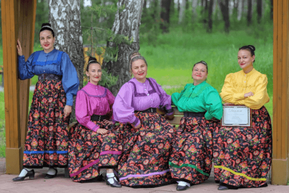 Концерт Folk-группы «Завидочка» и студии народно-сценического танца «Восторг» Косулинского СДК «Юбилейный»