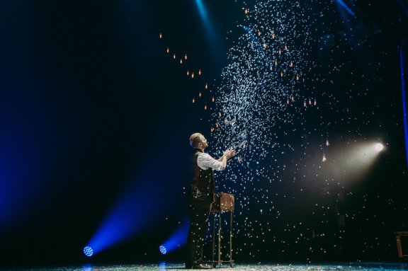 Александр ПЛОТНИКОВ. Юбилейное иллюзионное шоу «10 Лет в шляпе!»