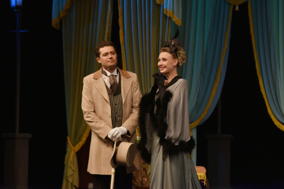 Бешеные деньги (Гастроли Академического русского драматического театра республики Башкортостан)