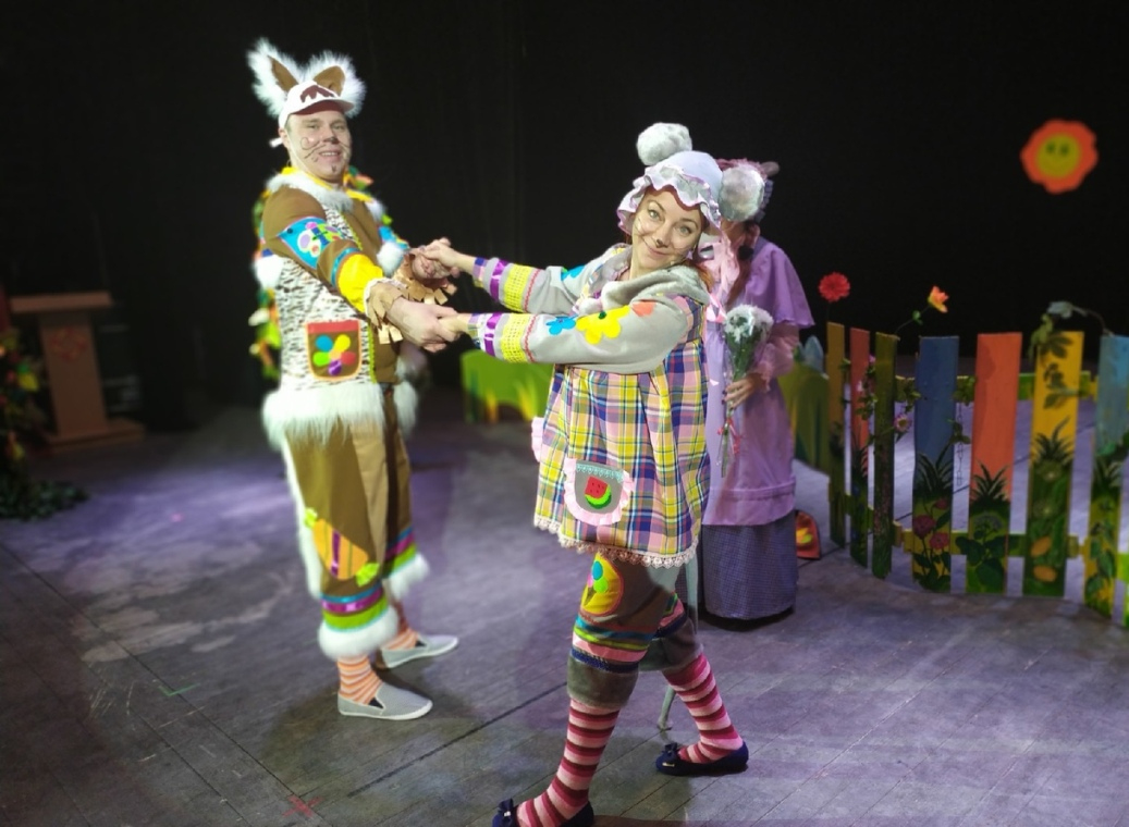 "Как котенок и мышонок подружились"